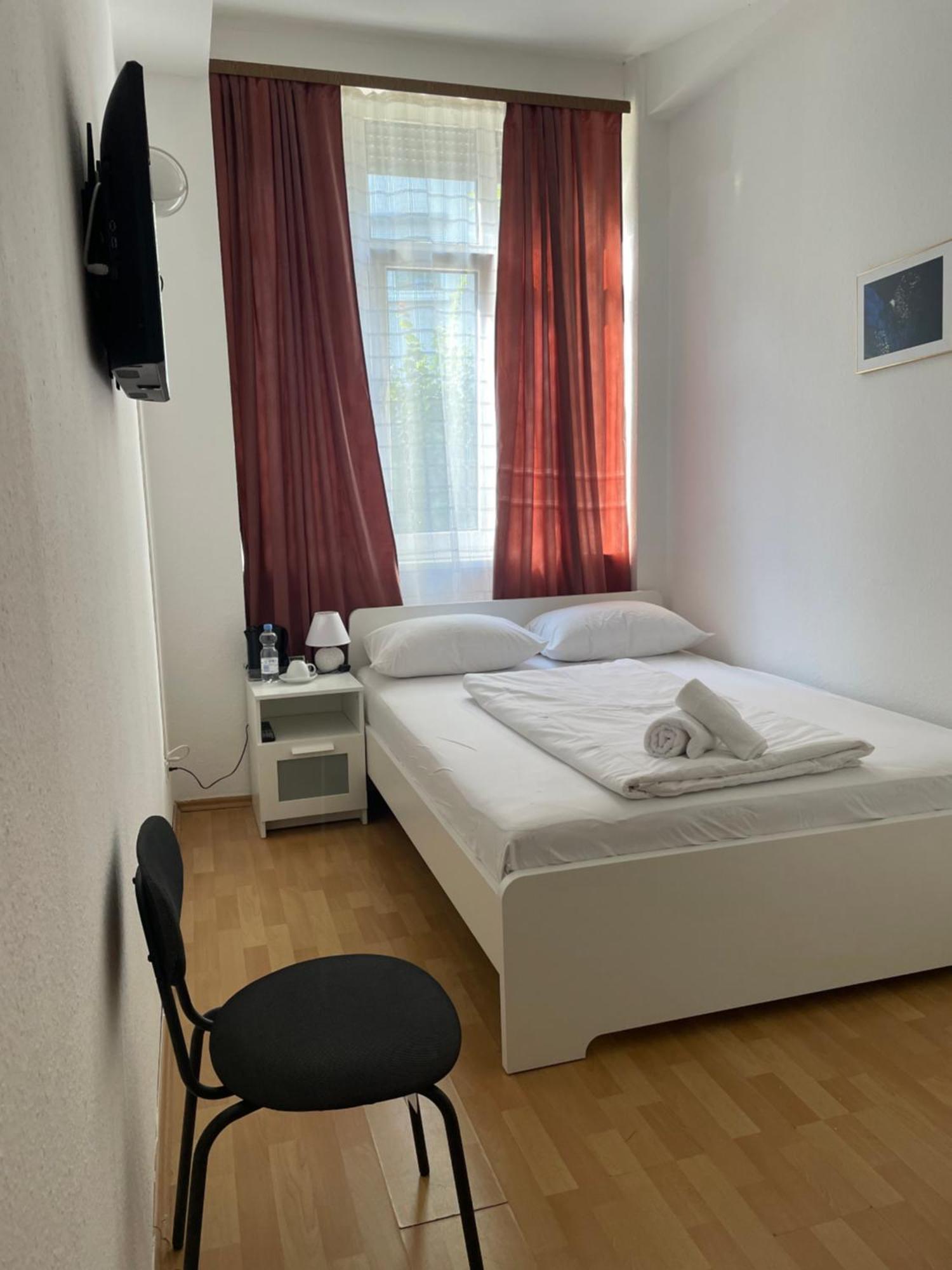 Hotel Starlight Frankfurt am Main Ngoại thất bức ảnh